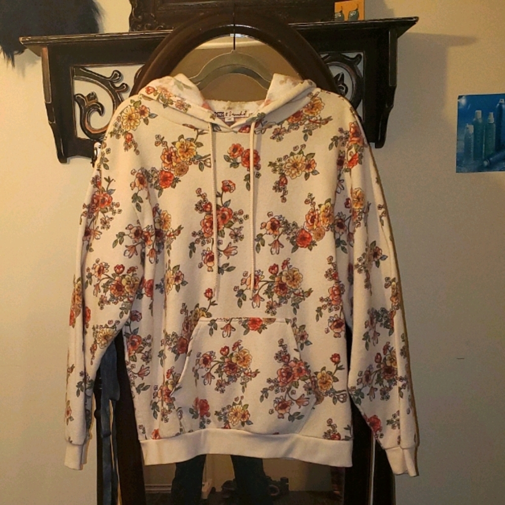 ☀️5/$25 Floral Hoodie